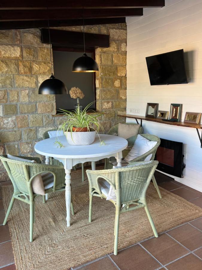 Posada La Vieja Escuela La Revilla  Εξωτερικό φωτογραφία
