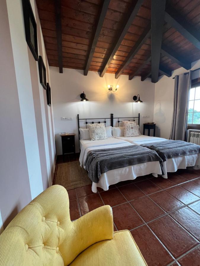 Posada La Vieja Escuela La Revilla  Εξωτερικό φωτογραφία