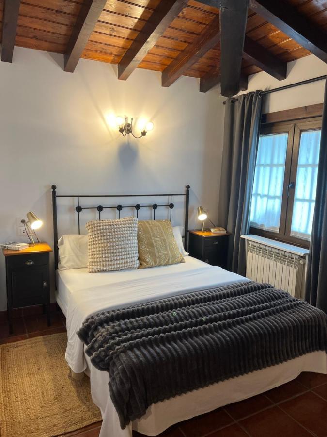 Posada La Vieja Escuela La Revilla  Εξωτερικό φωτογραφία