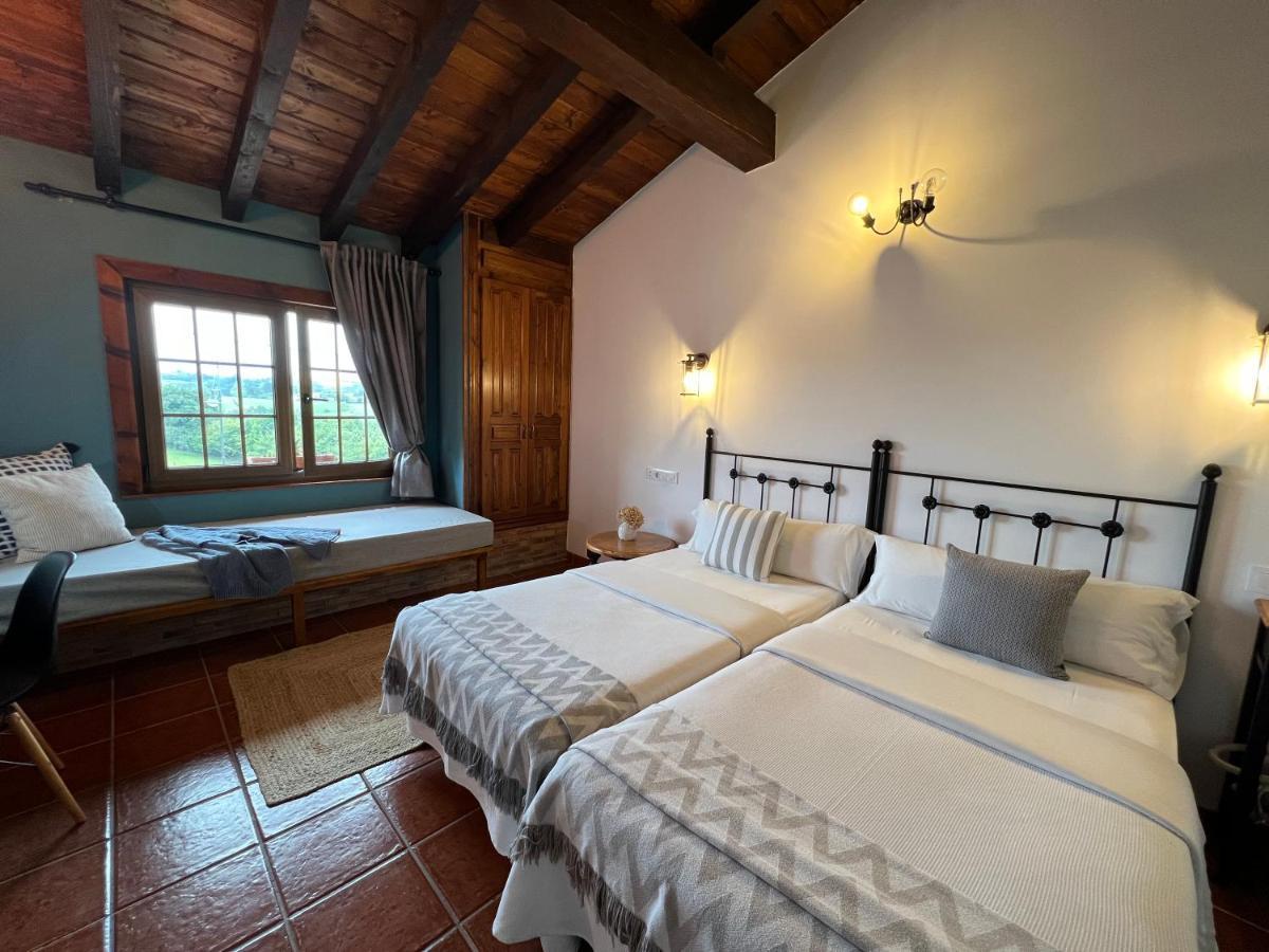 Posada La Vieja Escuela La Revilla  Εξωτερικό φωτογραφία